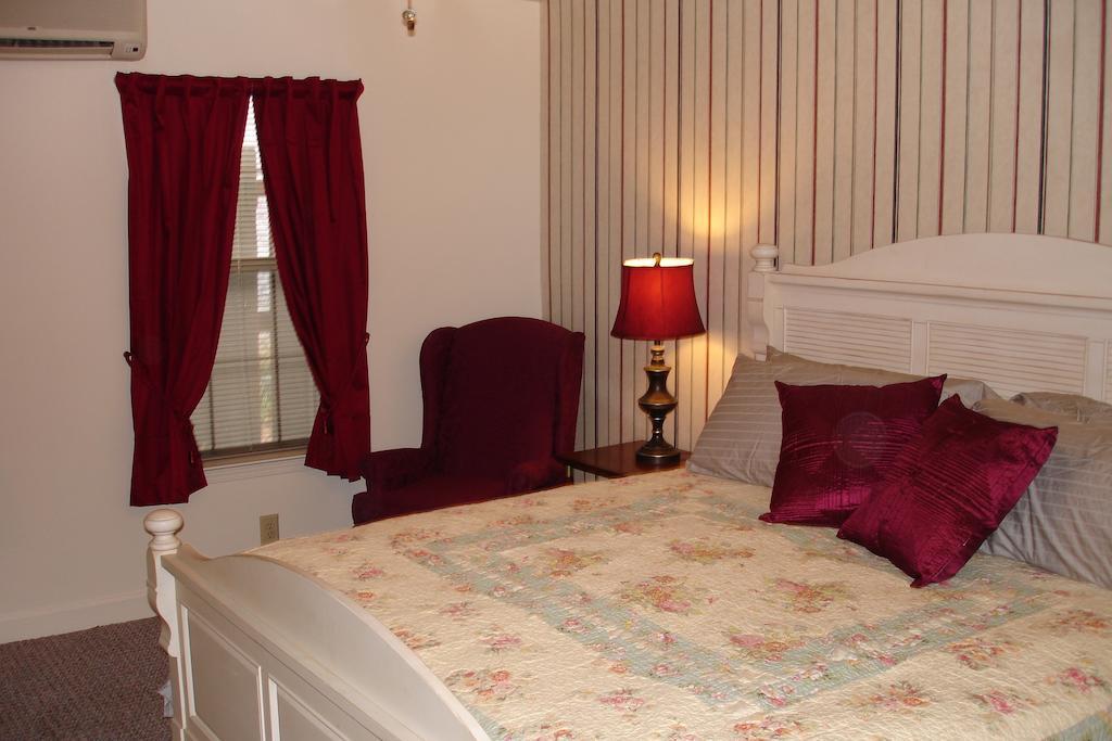 מונטגומרי The Lattice Inn חדר תמונה